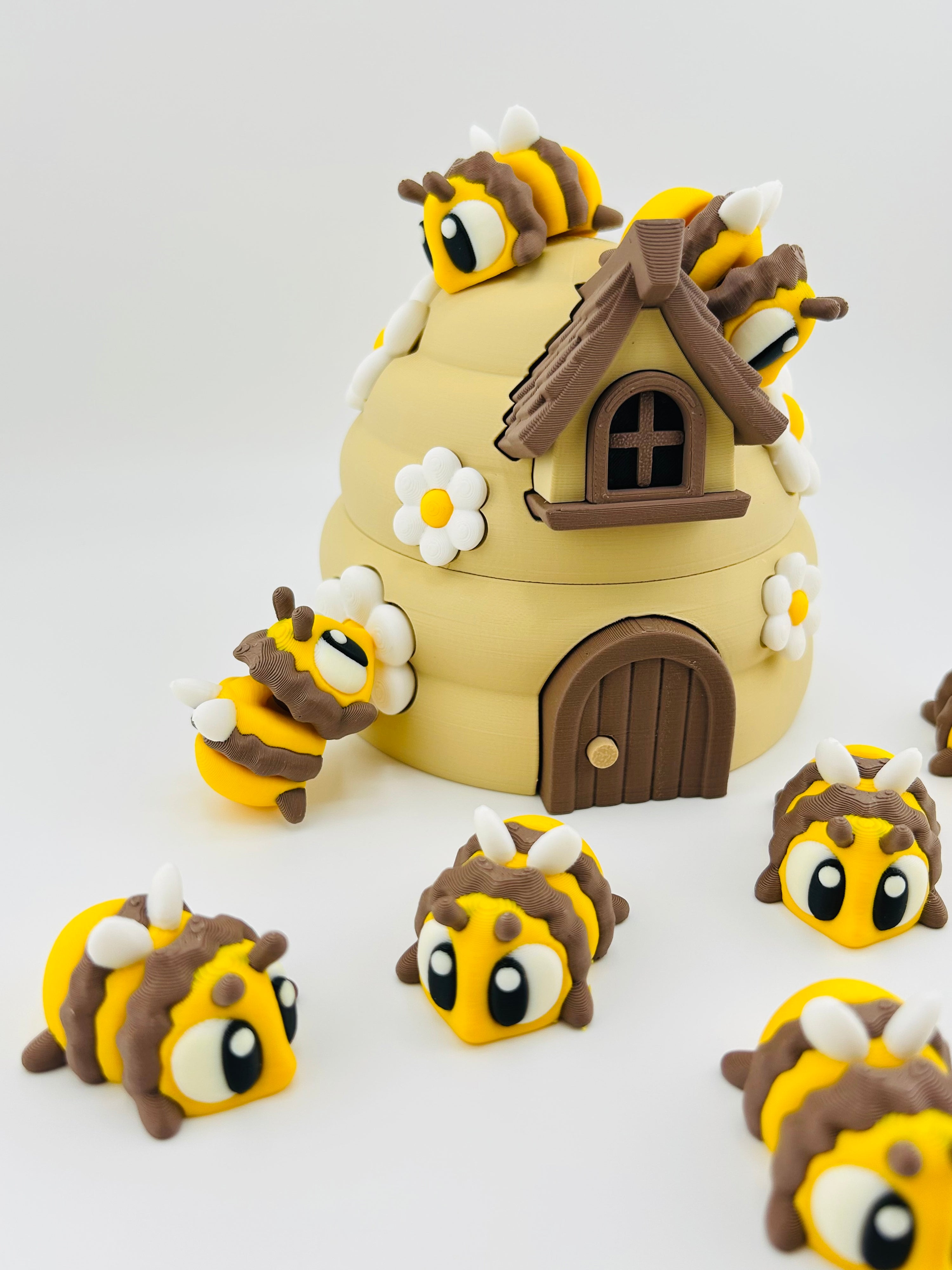 Bee Hive Cottage Display