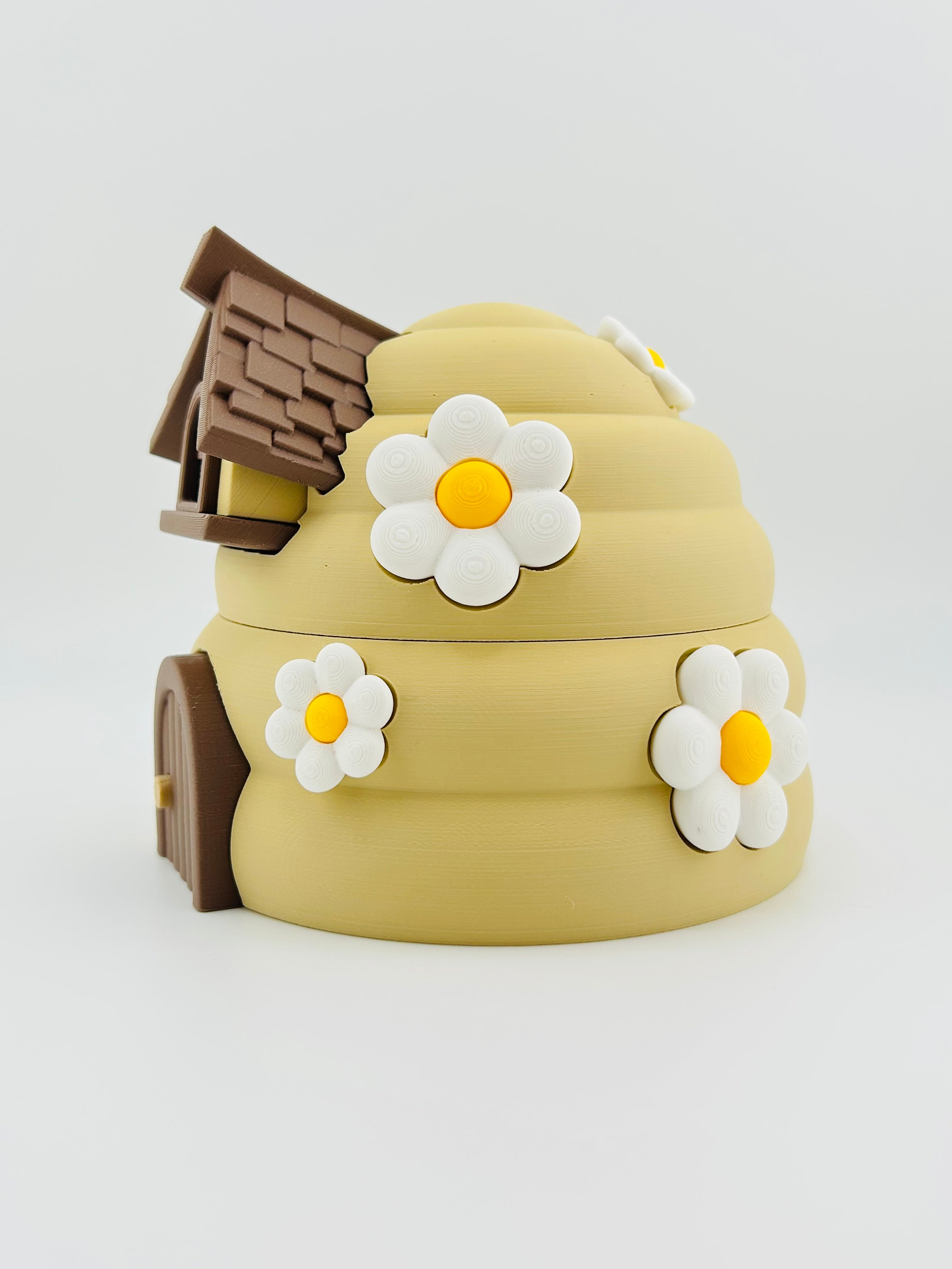 Bee Hive Cottage Display